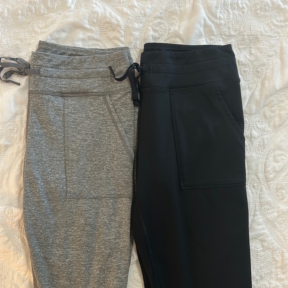 Aerie Offline Pocket Warmup Leggings - Picture 2 of 3